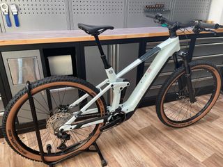 CUBE STEREO HYBRID 140 HPC PRO