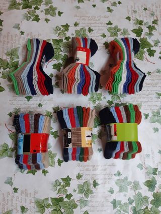 14, 28 ou 42 pares de meias ou soquetes