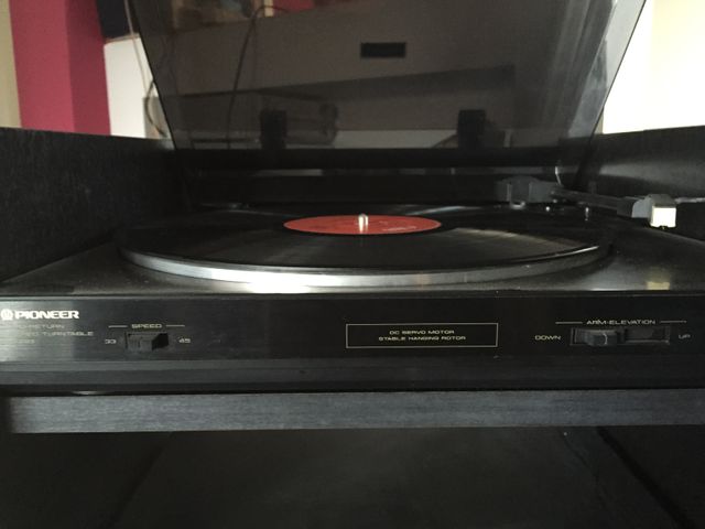 Cadena de música Pioneer