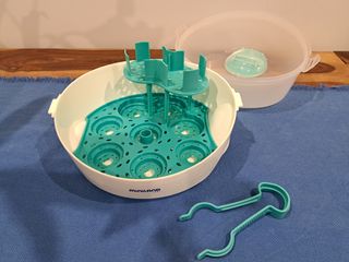 Esterilizador de biberones Miniland