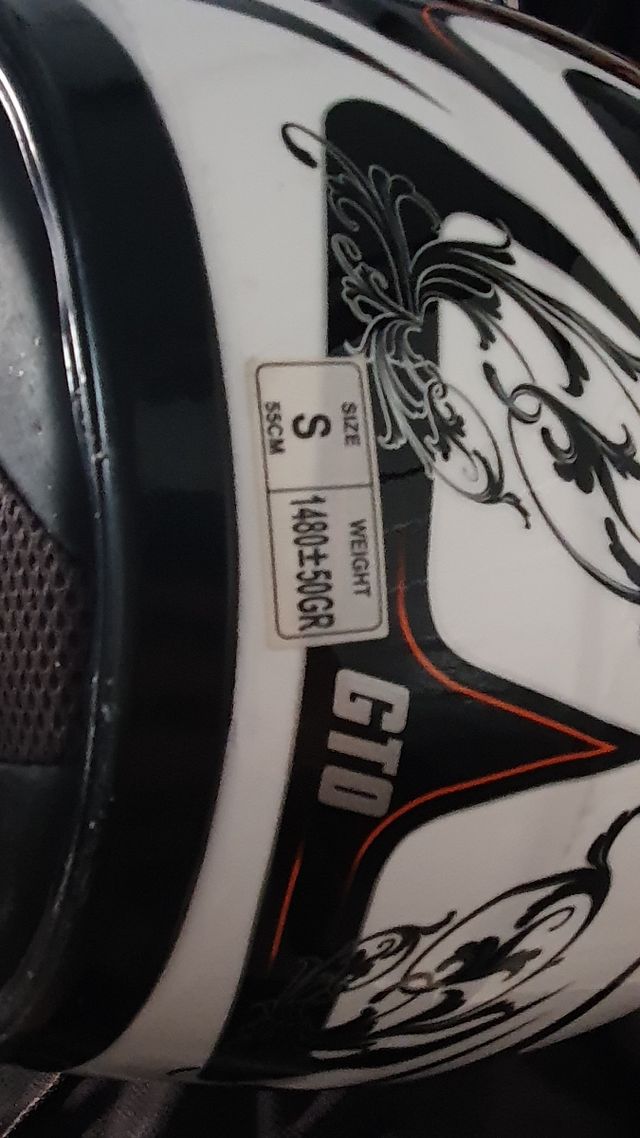 Casco e giacca da moto per bambini