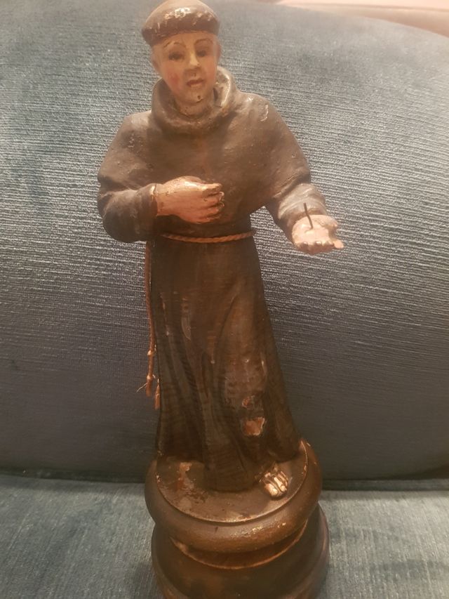 Talla antigua policromada  San Antonio