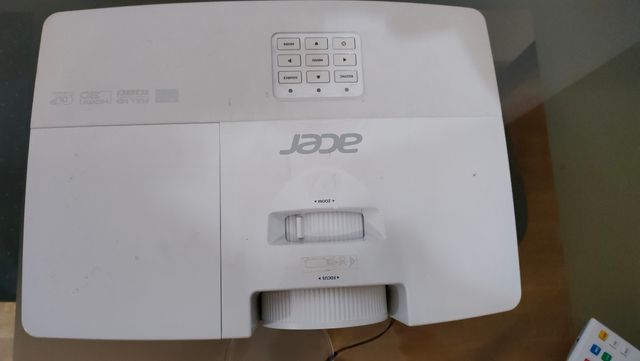 Proyector profesional acer