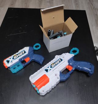 X-SHOT Reflex y Kickback Blaster NERF