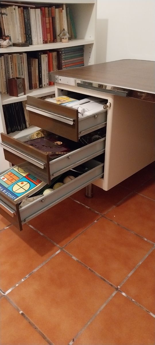 Escritorio metálico AF (Air Force) Vintage