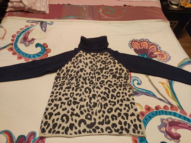 Jersey cuello alto. Pilar Prieto. XL