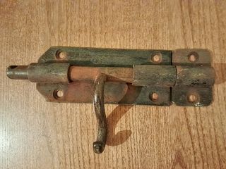 CERROJO RUSTICO DE HIERRO
