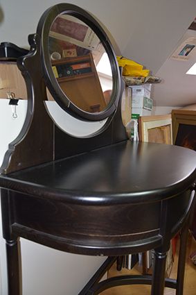 Una cómoda, coqueta o aparador para dormitorio