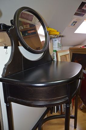 Una cómoda, coqueta o aparador para dormitorio