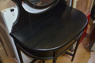 Una cómoda, coqueta o aparador para dormitorio