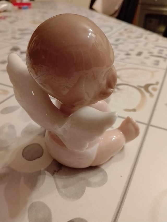 Angelo porcellana bianca 