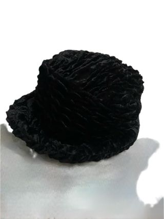 Cappello a secchiello ciniglia nero