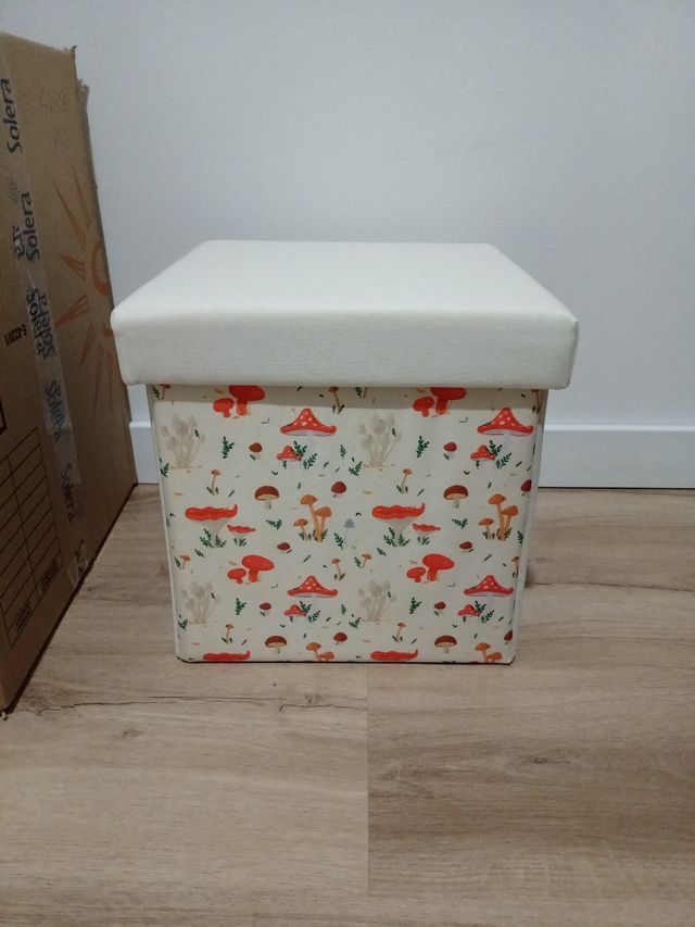 Puff de almacenaje con luz