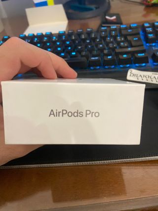 CAJA AIRPODS PRO 2 GENERACION