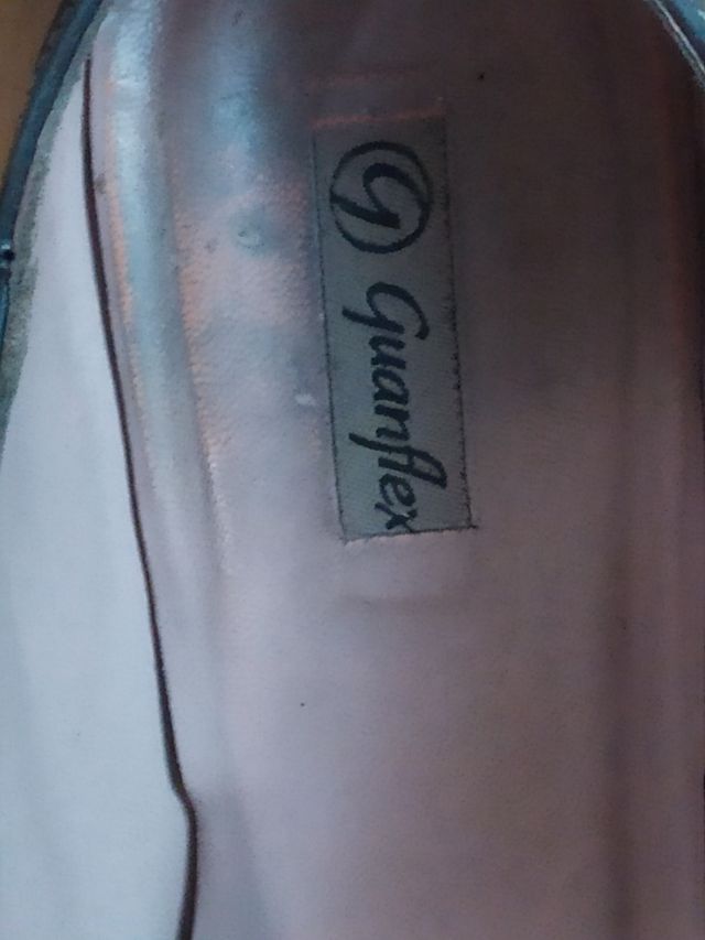 Nº 192.- Zapatos gris y charol