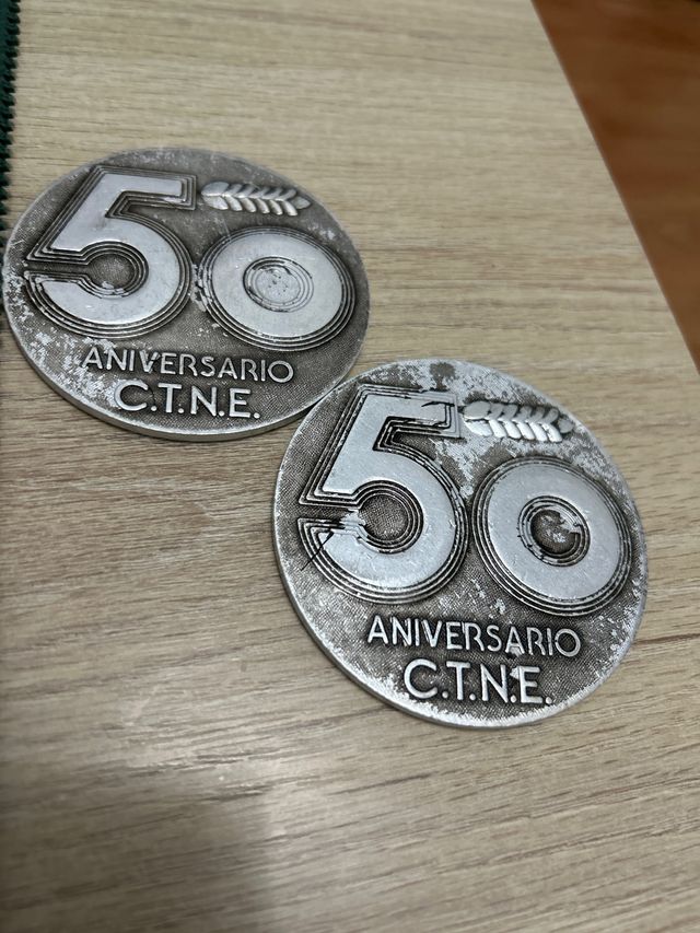 Medallas conmemorativa 50 aniversario telefonica