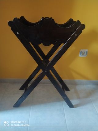 Antico portabottiglie in legno