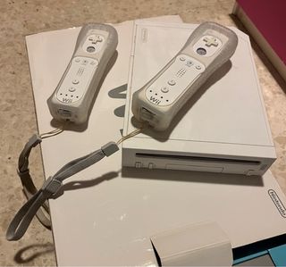 Wii con accesorios Balance Board y wii fit