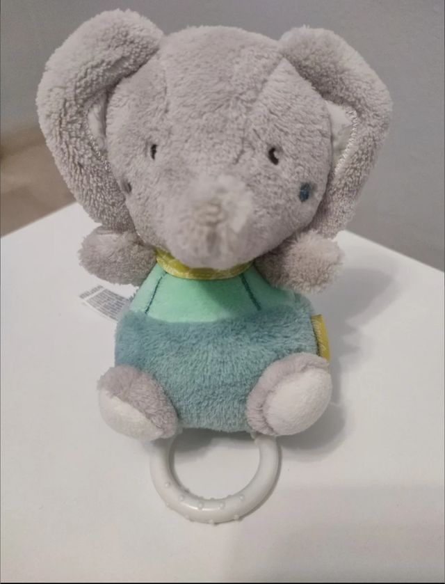 Peluche musical/ elefante