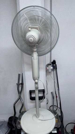 Ventilador Pie Oscilante 50 W 40 Cm