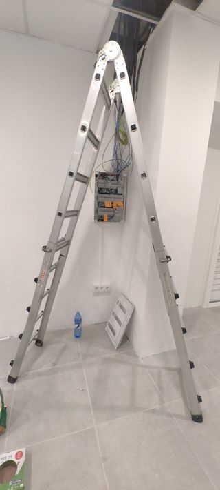 PINTOR &  ELECTRICISTA