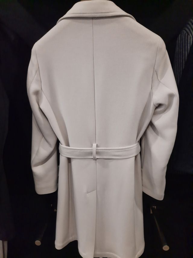 cappotto bianco lungo cintura