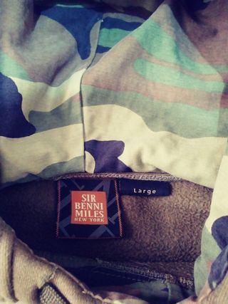 SUDADERA SIR BENNI MILES