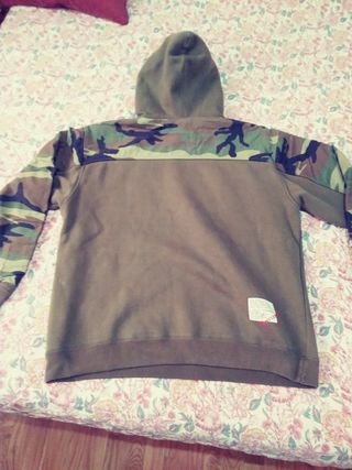 SUDADERA SIR BENNI MILES