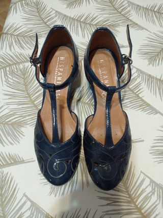 Zapatos cuña Hispanitas