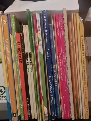 Libri classe terza da 1 a 10 euro cad
