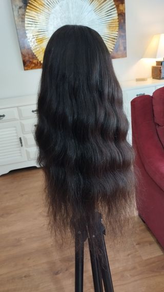 Peluca artesanal de pelo humano.