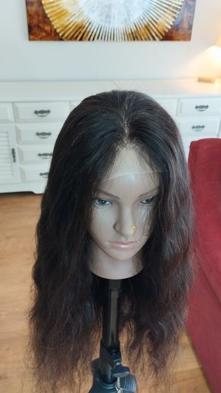 Peluca artesanal de pelo humano.
