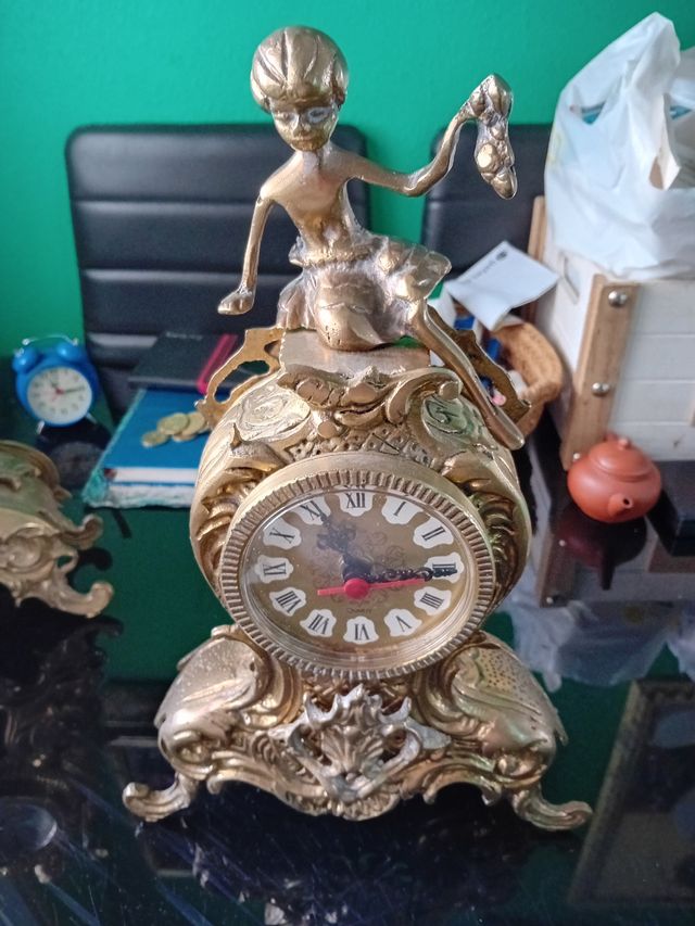 Relojes grandes de bronce funciona 45 cada uno