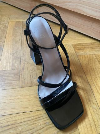 Sandalias Leyle Negro