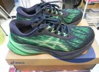 Asics Novasblast y nike 