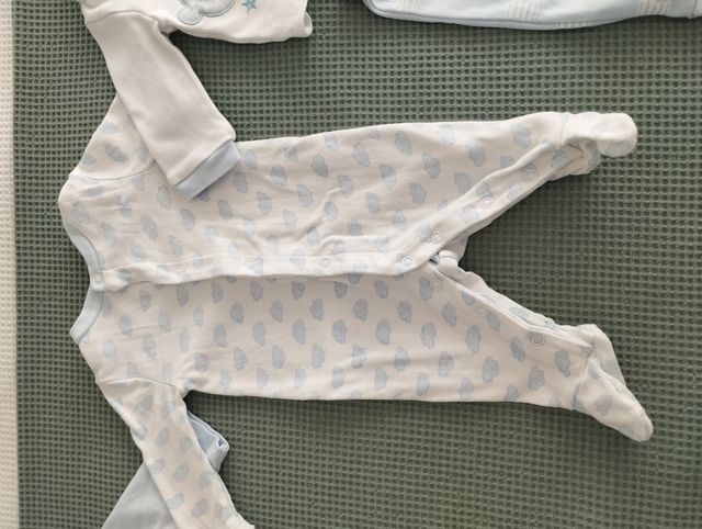 Lote de pijamas niño bebé