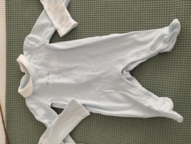 Lote de pijamas niño bebé