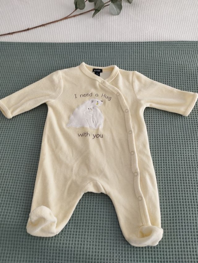 Lote de pijamas niño bebé