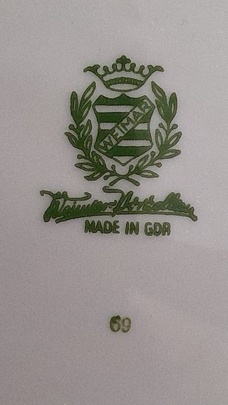 Juego de taza y platos