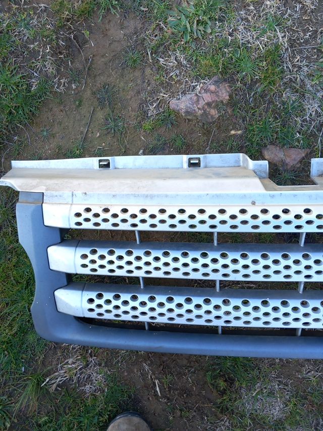 Rejilla delantera ranger sport
