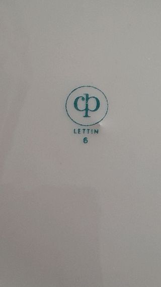 Juego de taza y platos