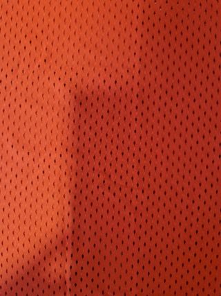 Top ancho deportivo en color calabaza