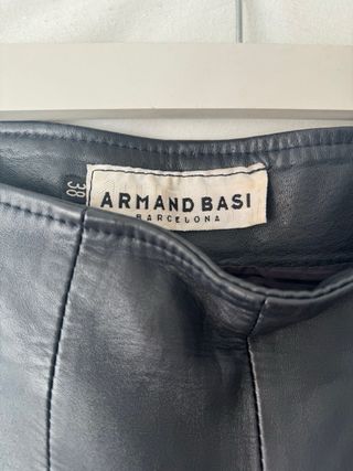Pantalón de piel Armand Basi