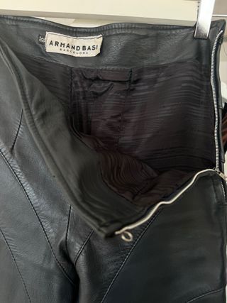 Pantalón de piel Armand Basi