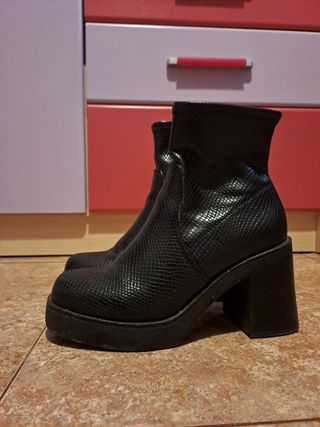 Botines negros