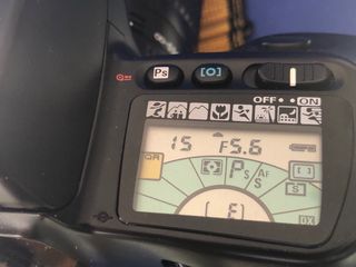 Camara Fotos Nikon F70 (35mm)