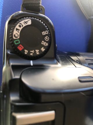 Camara Fotos Canon EOS 1000F (35mm)