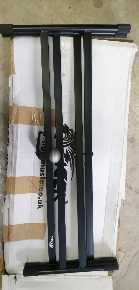 Soporte de teclado Tyger KYS14 BK