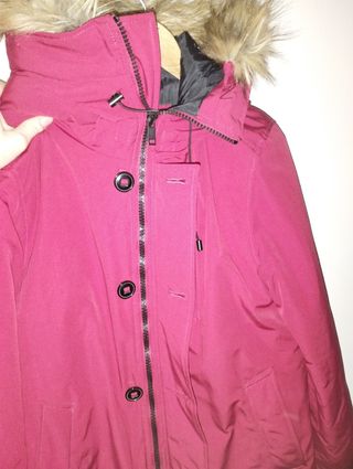 Anorak nuevo sin uso talla m rojo 