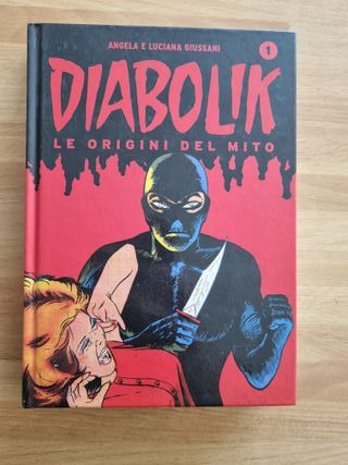 libro fumetti Diabolik le origini del mito